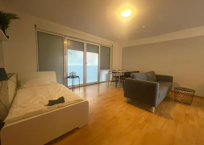Apartamento 3-zimmer-monteurswohnung In Für 6 Personen Werder (Havel)